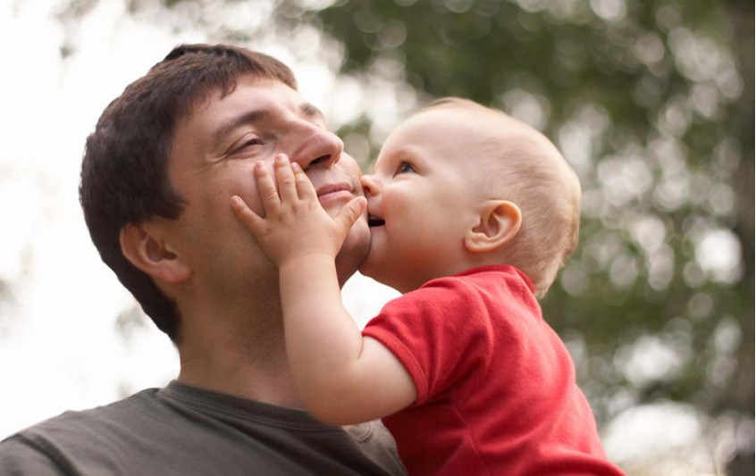10 Συμβουλές για τη ψυχολογική ανάπτυξη του μωρού σας