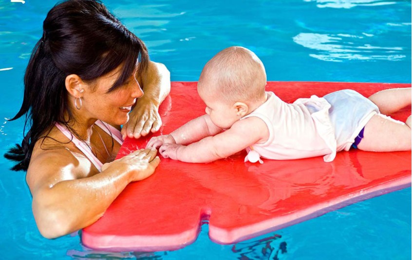 Baby swimming - Kολύμβηση σε βρέφη και νήπια